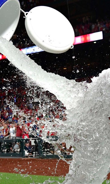 Carpenter hits walk-off single in 10th inning, beating Cubs 2-1